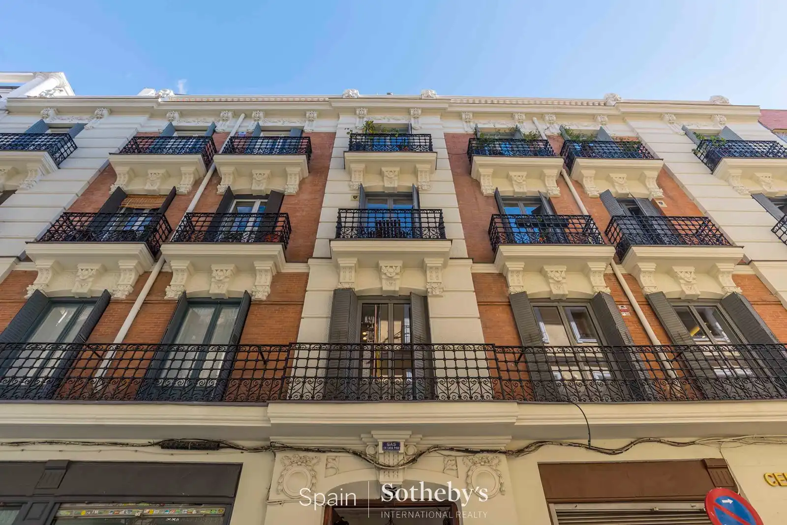 Vista exterior de Apartamento en venta en Madrid con Aire acondicionado, Calefacción y Trastero