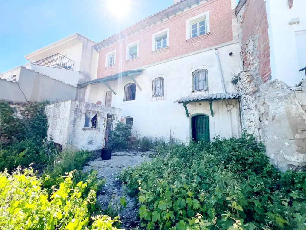 Vista exterior de Casa o chalet en venta en Corpa con Jardín privado y Balcón