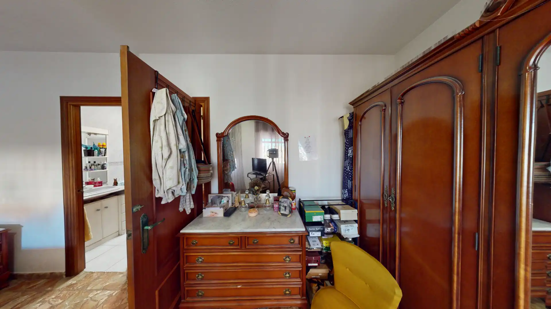 Dormitori de Casa o xalet en venda en Almería amb Aire condicionat, Terrassa i Traster