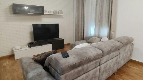 Foto 5 de Piso de alquiler en C. Fuente de la Dula, Lourdes, Tudela