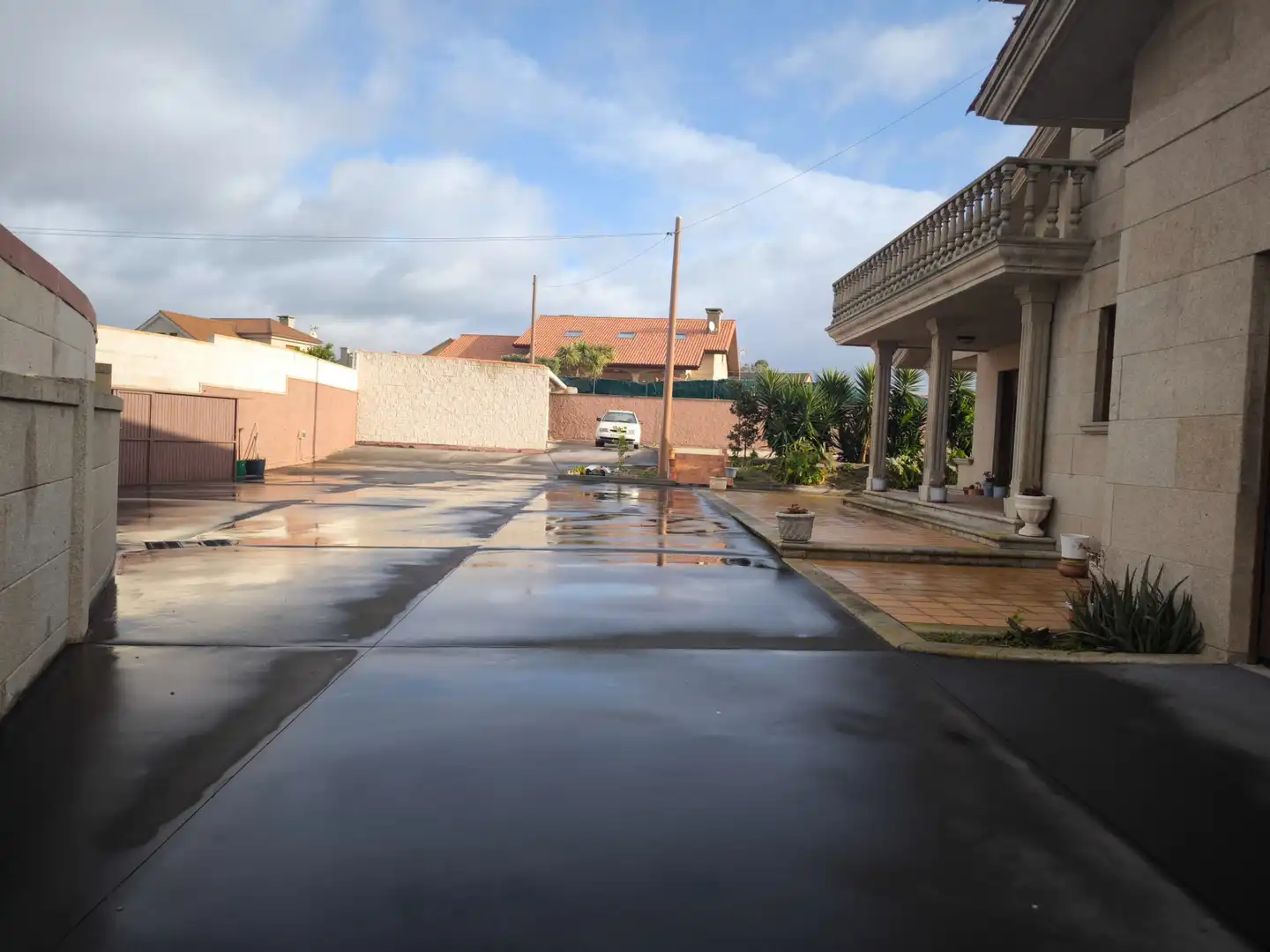 Aparcament de Casa o xalet en venda en Cambados amb Calefacció, Jardí privat i Parquet