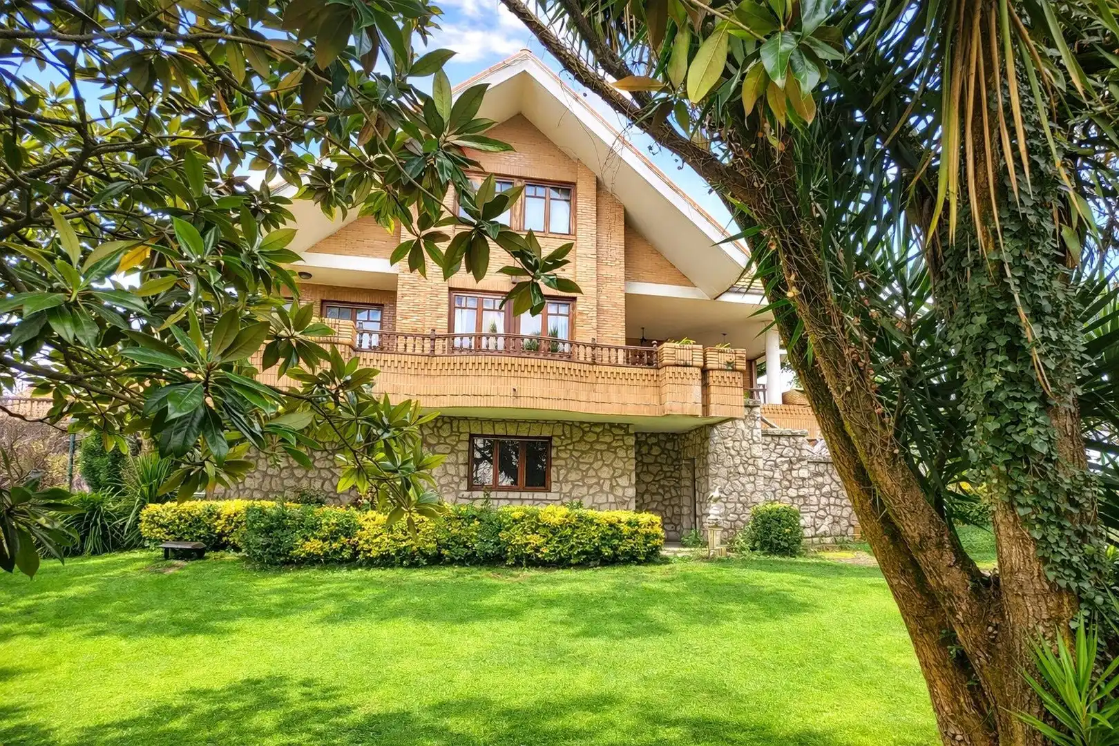 Exterior view of Houses for sale in Torrelavega   with Heating, Private garden and Terrace