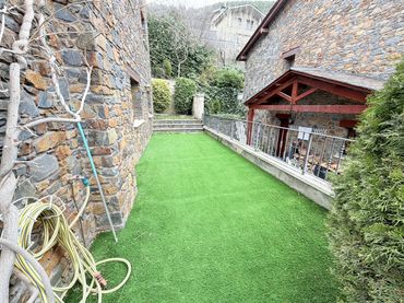Casa con balcón en venta en Aixirivall