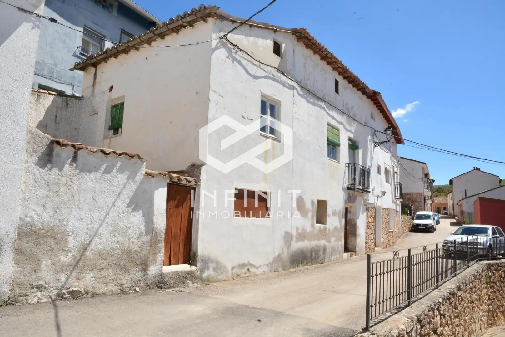 Vista exterior de Casa o xalet en venda en Moratilla de los Meleros amb Traster i Balcó
