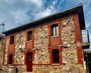 Vista exterior de Finca rústica en venda en Pomar de Valdivia amb Parquet, Moblat i Forn