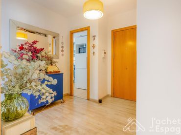 Appartamento con balcone in vendita a calle de les Arts i dels Oficis