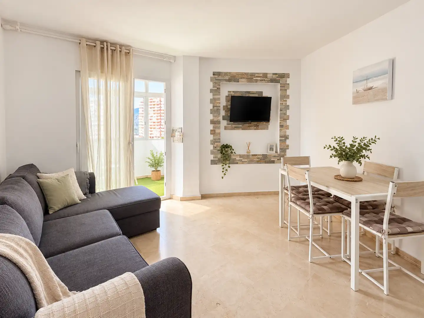 Apartment with pool to rent in Carrer Llentiscle 2, imagen 11