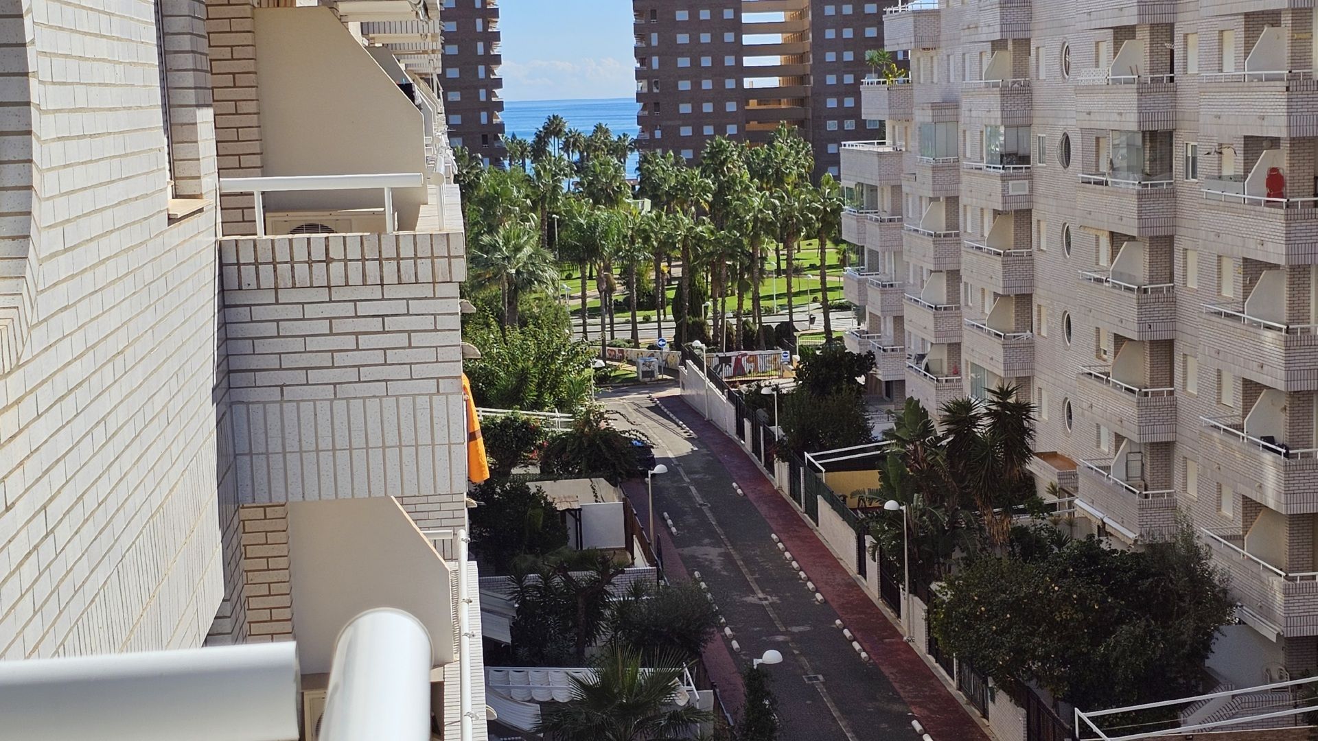 Vista exterior de Apartamento en venta en Oropesa del Mar / Orpesa con Aire acondicionado, Calefacción y Terraza