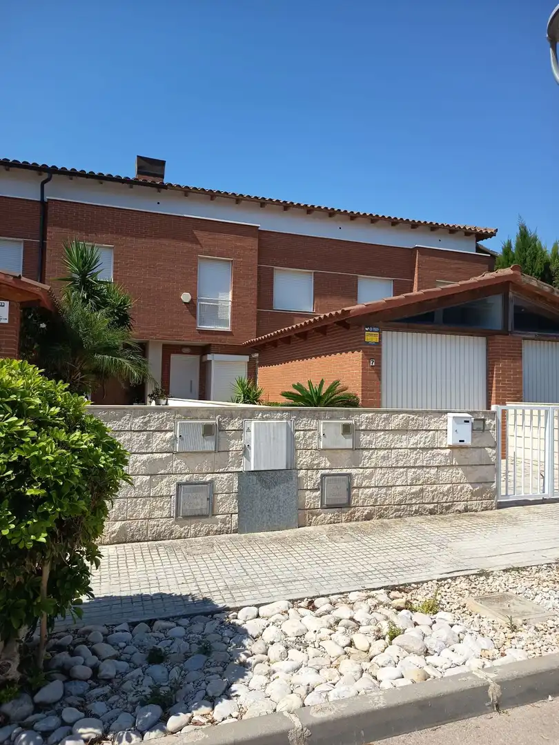 Houses for rent in Maria Aurèlia Capmany, 7, Ulldecona