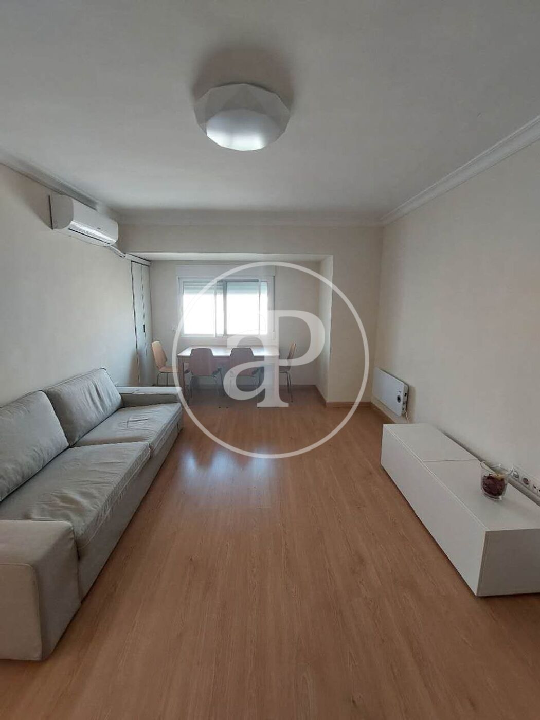 Sala d'estar de Pis de lloguer en  Valencia Capital amb Aire condicionat, Calefacció i Terrassa