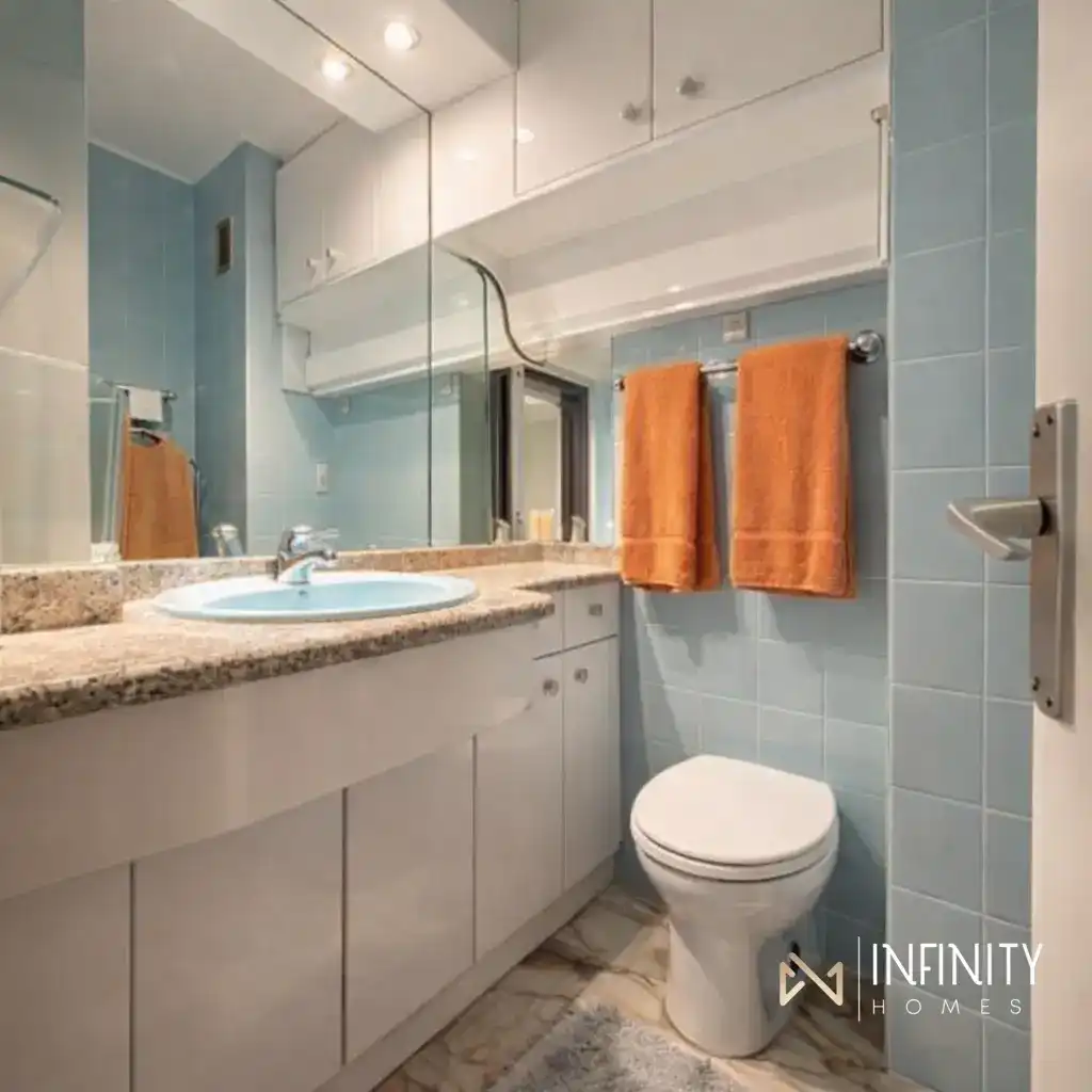 Bathroom of Flat for rent in Bilbao   with Heating
