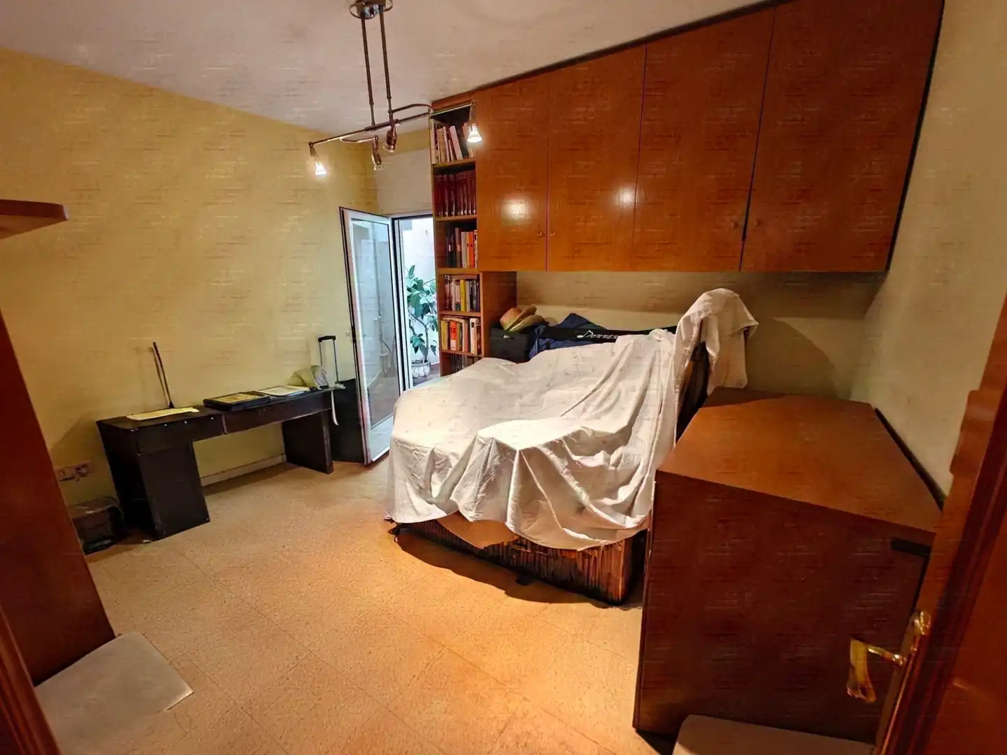 Flat with terrace for sale in Carrer d'Enric Granados 68, imagen 15