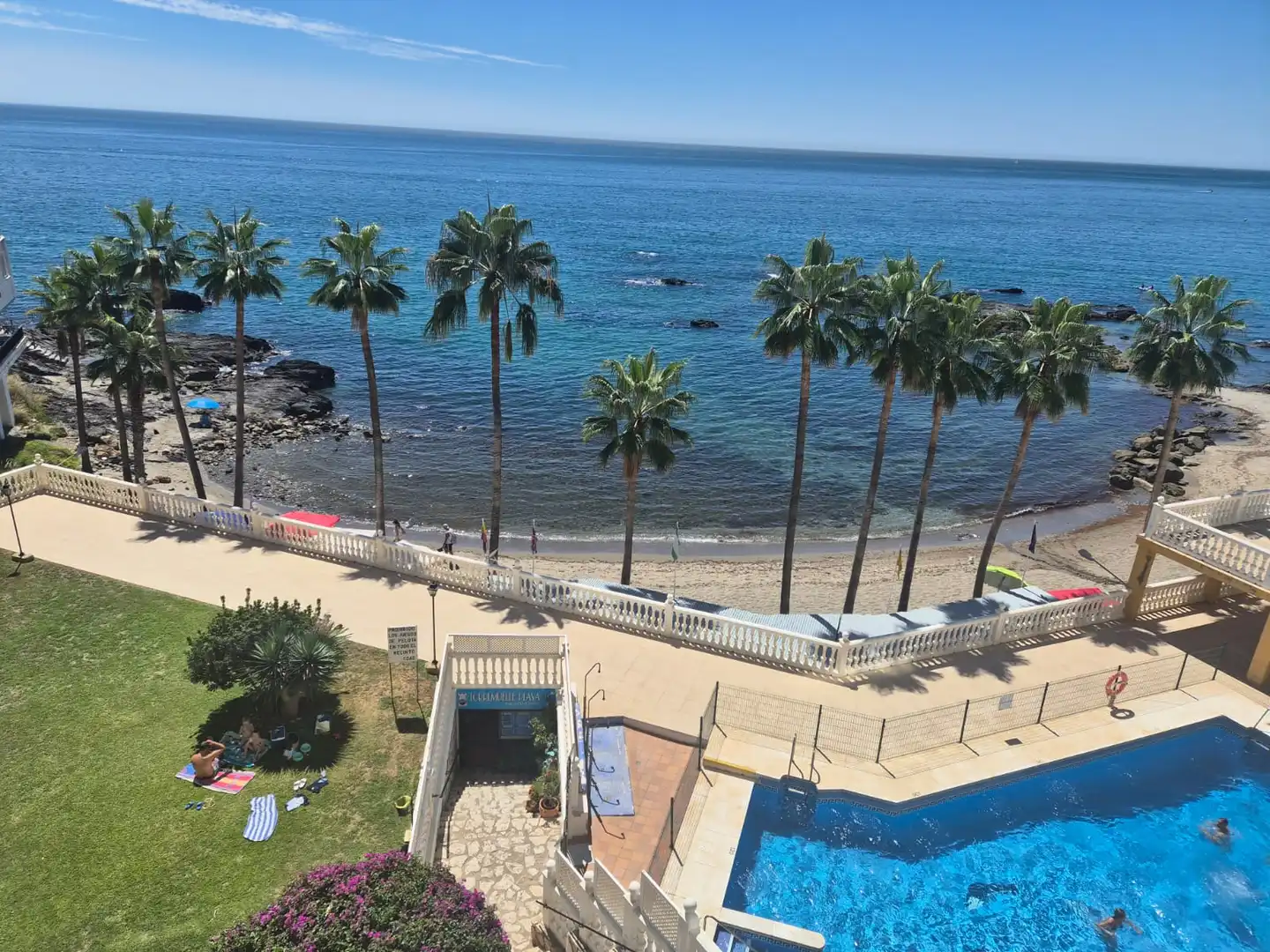 Apartamento de alquiler en Benalmádena con Terraza, Amueblado y Piscina comunitaria