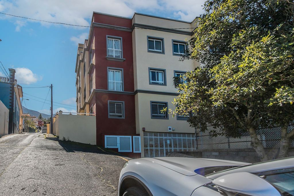 Exterior view of Building for sale in La Orotava
