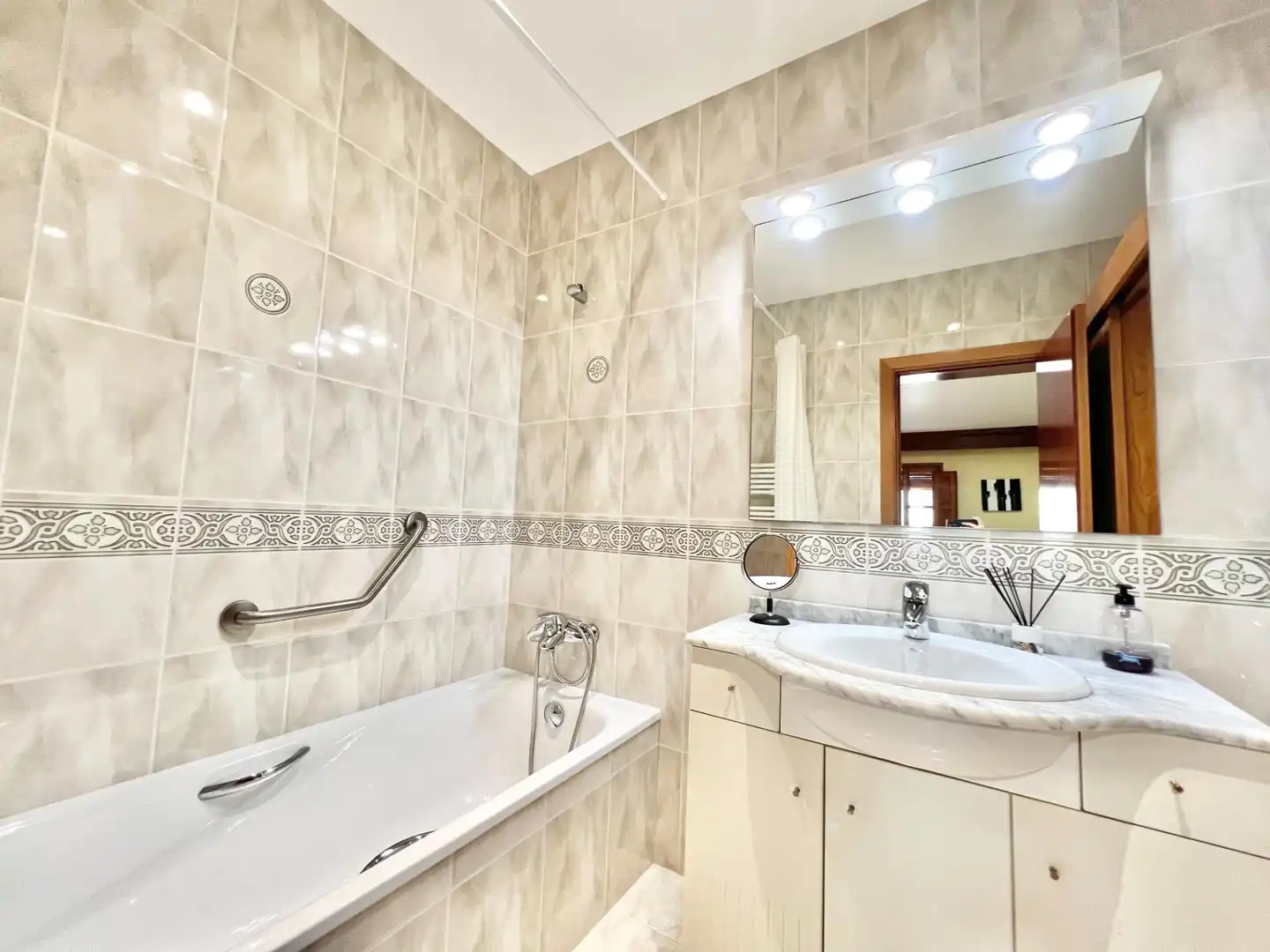 Terraced house with terrace for sale in Calle d'Adrià Álvarez, imagen 18