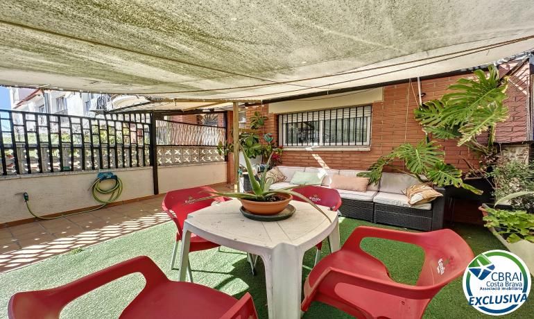 Casa adosada en venda a Puigmal - Mas Nou