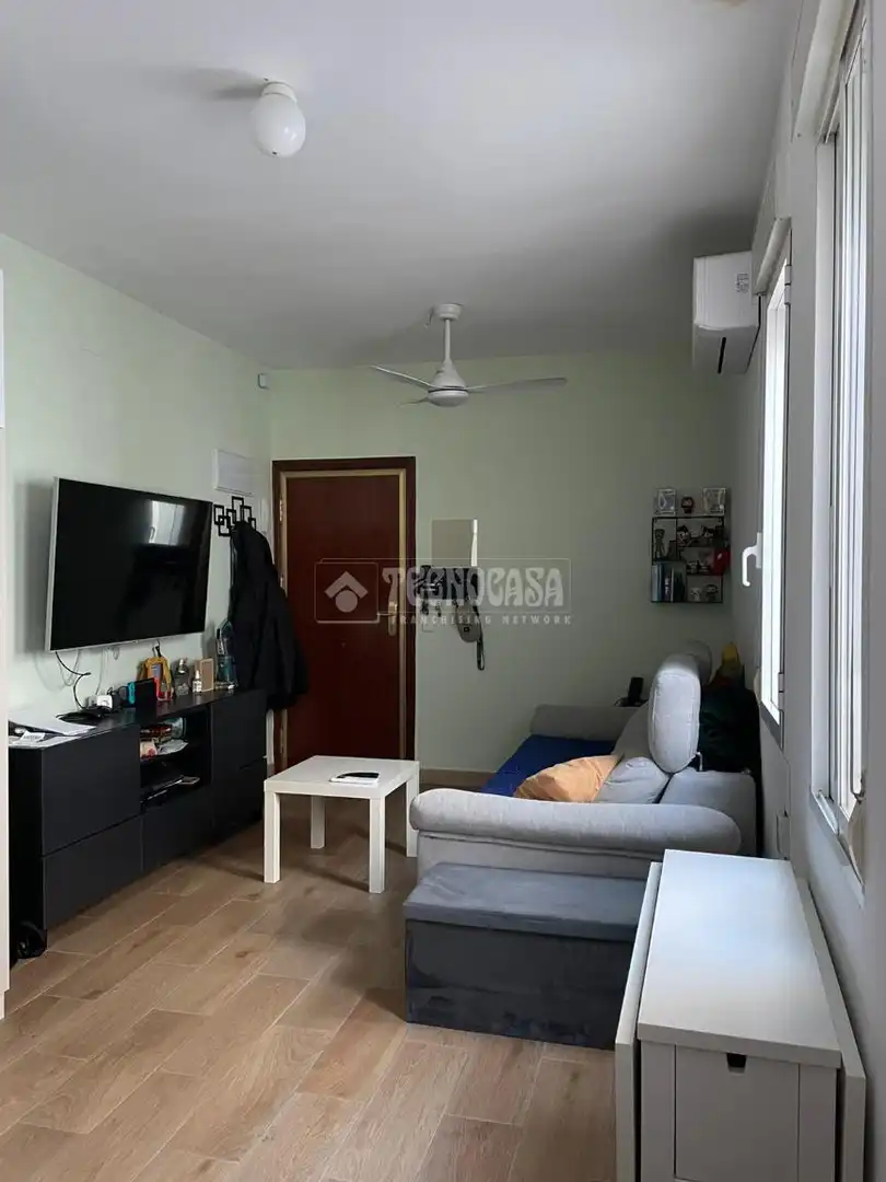 Sala de estar de Piso en venta en Madrid con Calefacción y Parquet