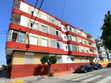 Piso con balcón en venta en Almoradí