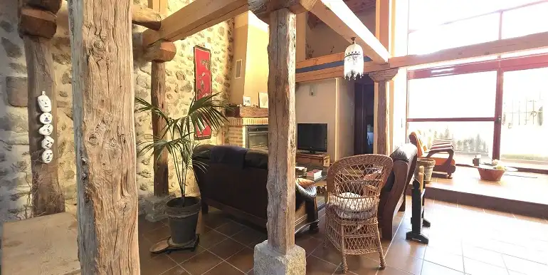 Casa con jardín en venta en Basardilla