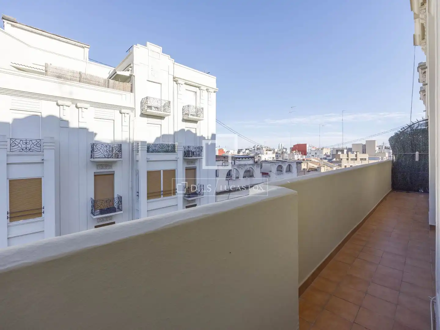 Exterior view of Flat for rent in Valencia  with Air Conditioner, Heating and Balcony