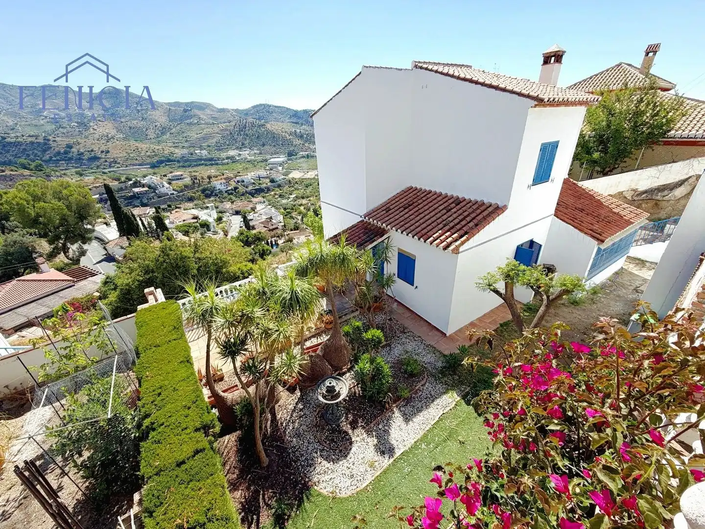 Exterior view of Houses for sale in Almuñécar  with Private garden, Terrace and Swimming Pool
