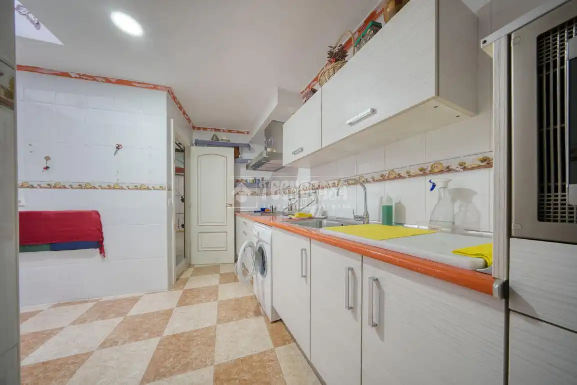 Casa adosada en venta en Venta de Baños