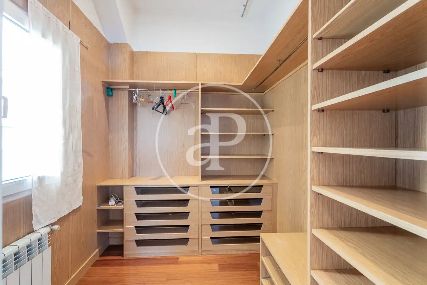 Flat for rent in Madrid  with Heating, Storage room and Balcony