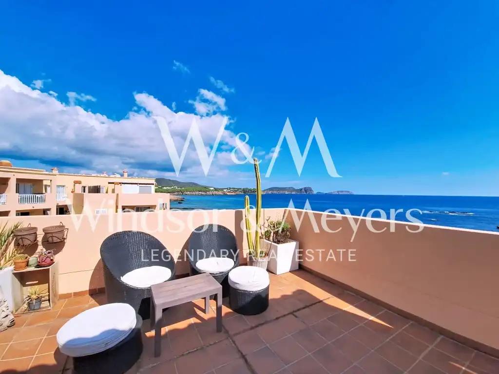 Terraza de Apartamento en venta en Santa Eulària des Riu con Aire acondicionado, Amueblado y Piscina comunitaria