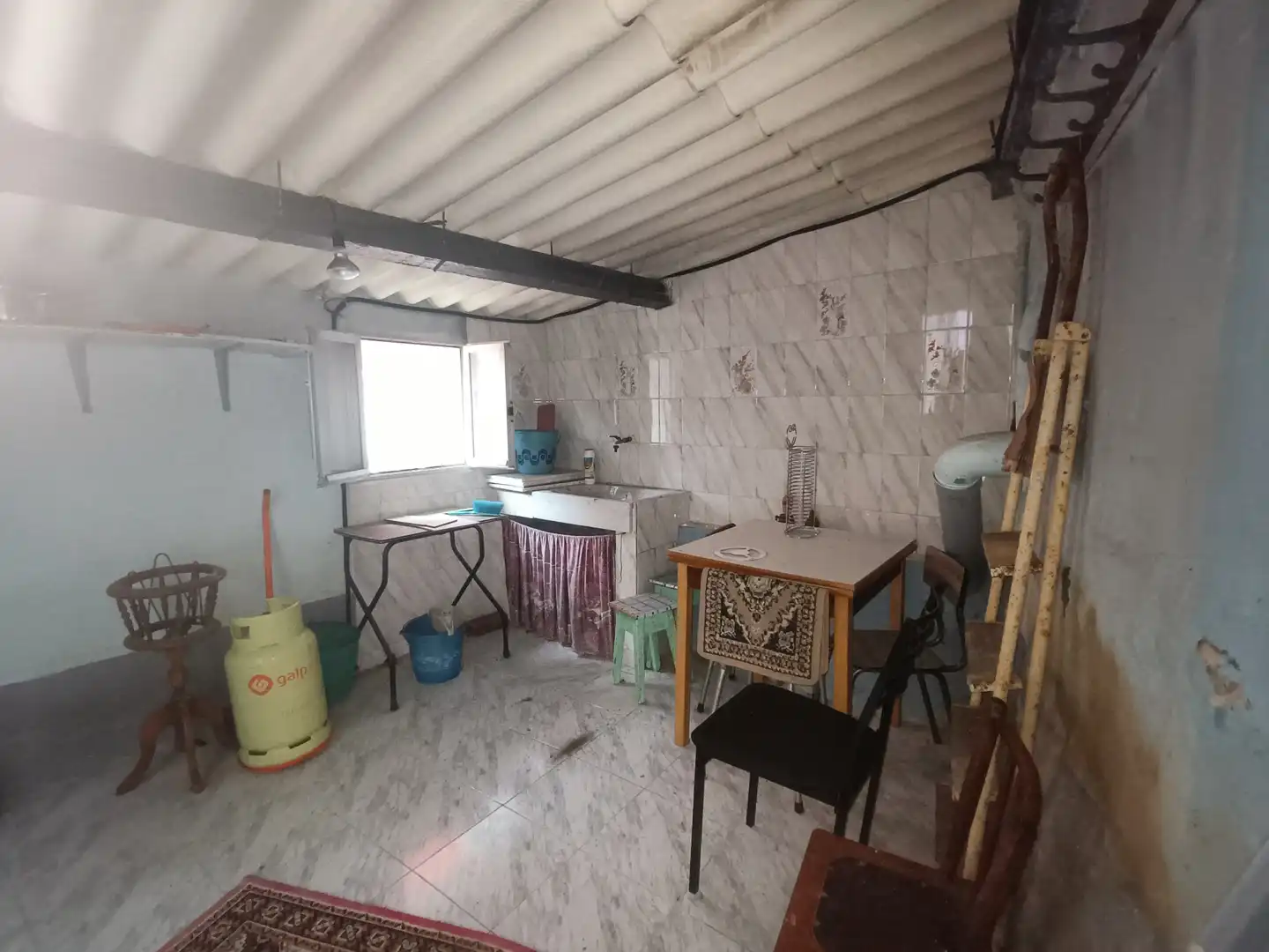 Cuina de Casa o xalet en venda en Ribeira amb Jardí privat
