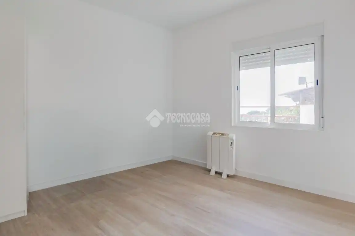 Dormitori de Casa o xalet en venda en Vilanova del Vallès amb Calefacció, Jardí privat i Terrassa