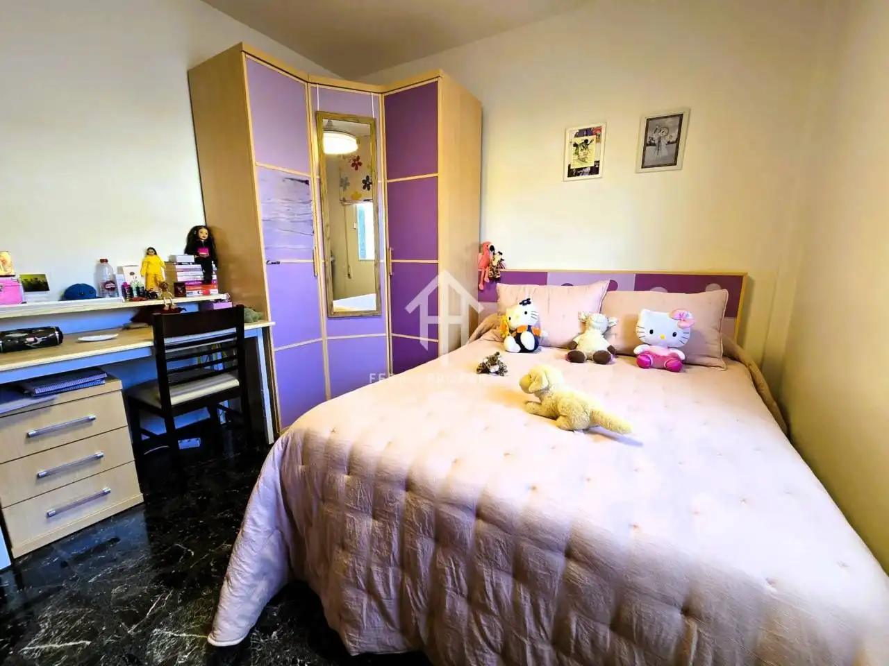 Dormitori de Casa o xalet en venda en Loja amb Jardí privat, Terrassa i Piscina