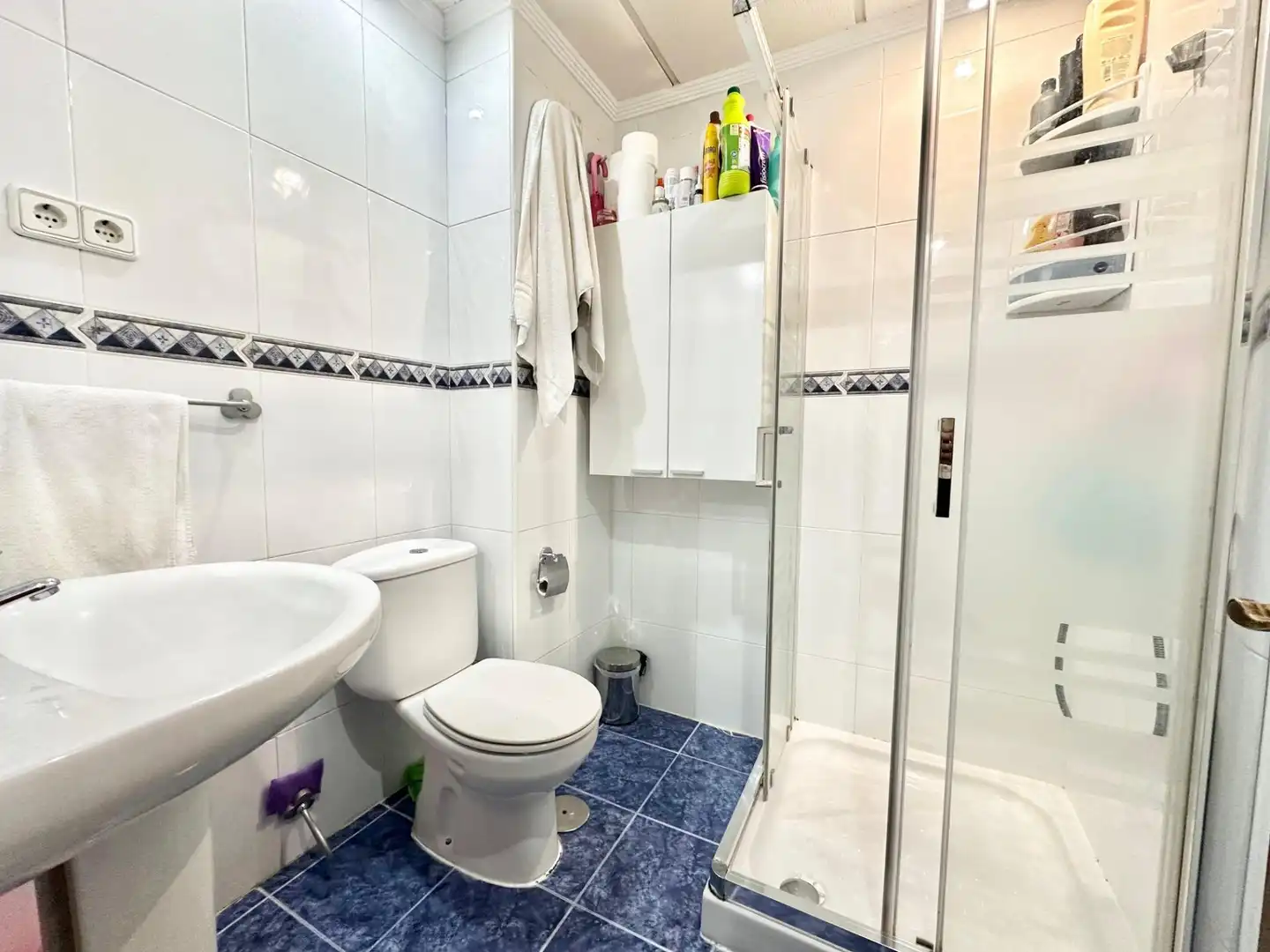 Badezimmer von Wohnung zum Verkauf in Málaga mit Klimaanlage