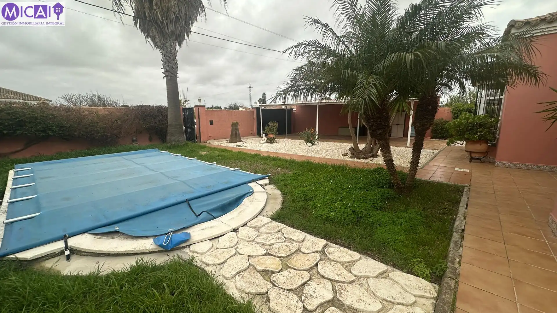 Swimming pool of Houses for sale in Chiclana de la Frontera  with Air Conditioner and Terrace