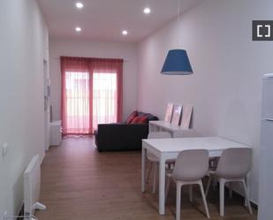 Sala d'estar de Pis de lloguer en L'Hospitalet de Llobregat amb Aire condicionat, Calefacció i Moblat