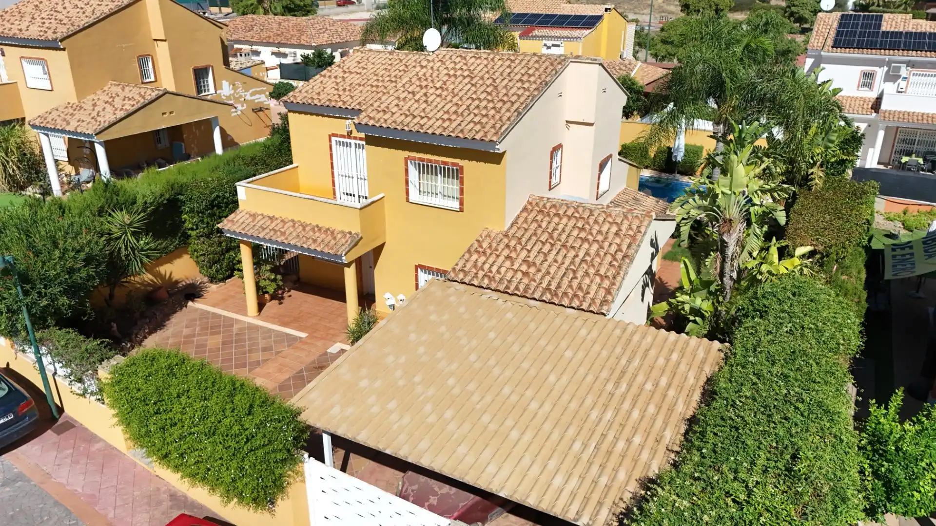 Vista exterior de Casa o chalet en venta en Llíria con Jardín privado, Parquet y Terraza