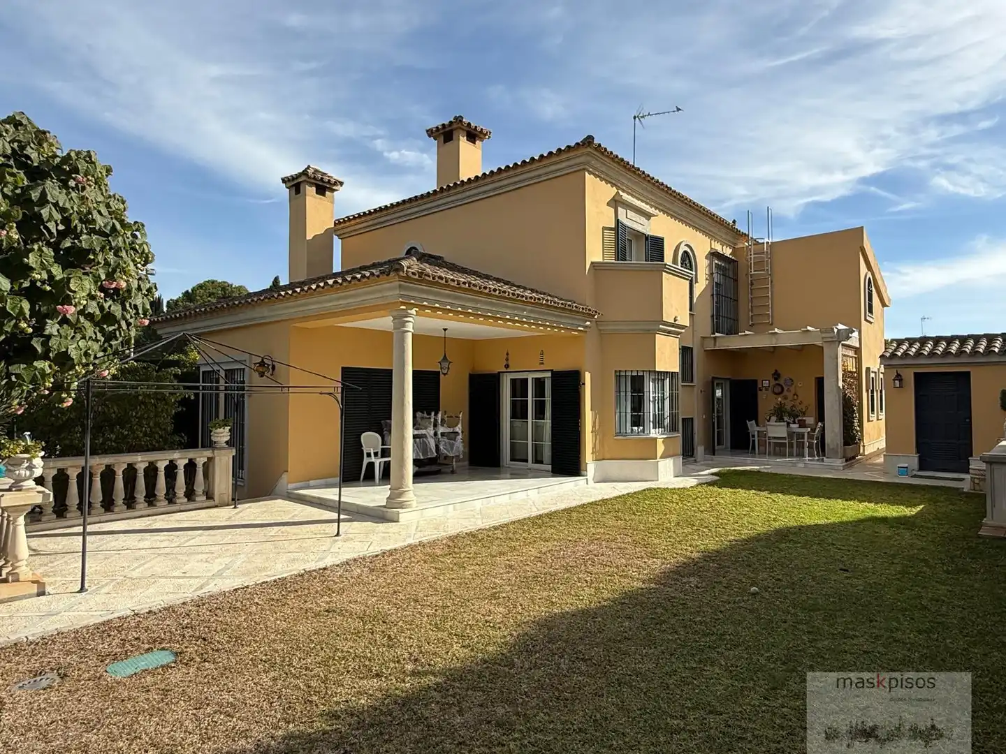 Exterior view of Houses for sale in Jerez de la Frontera  with Air Conditioner, Storage room and Swimming Pool