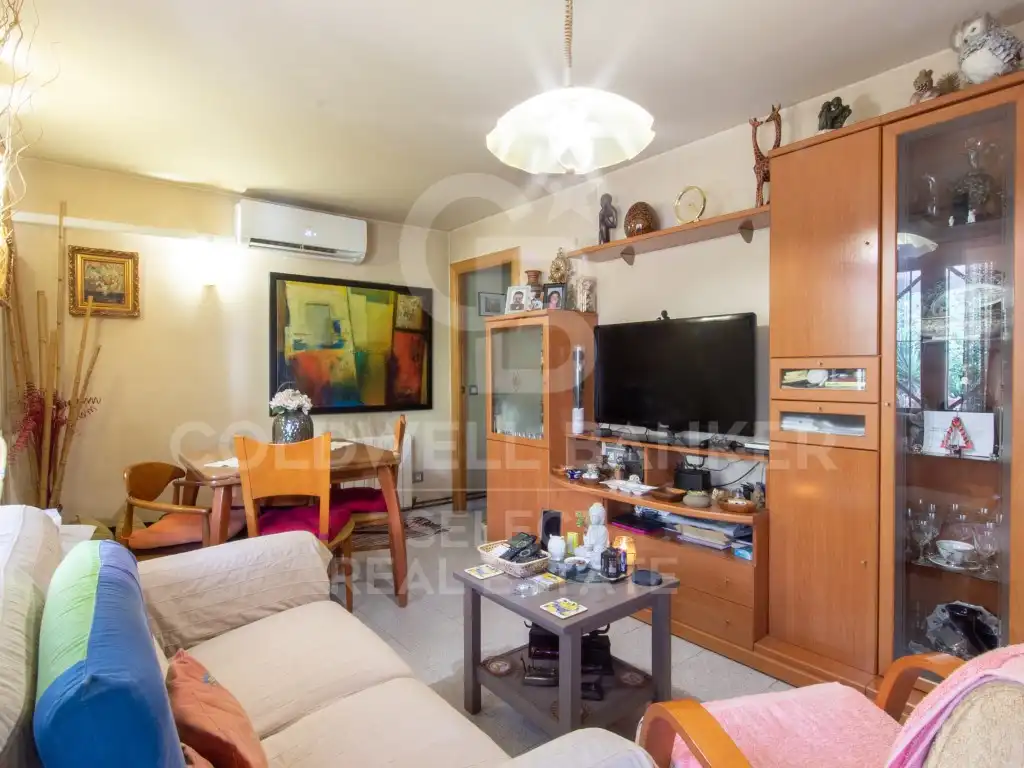 Sala d'estar de Casa o xalet en venda en Sant Cugat del Vallès