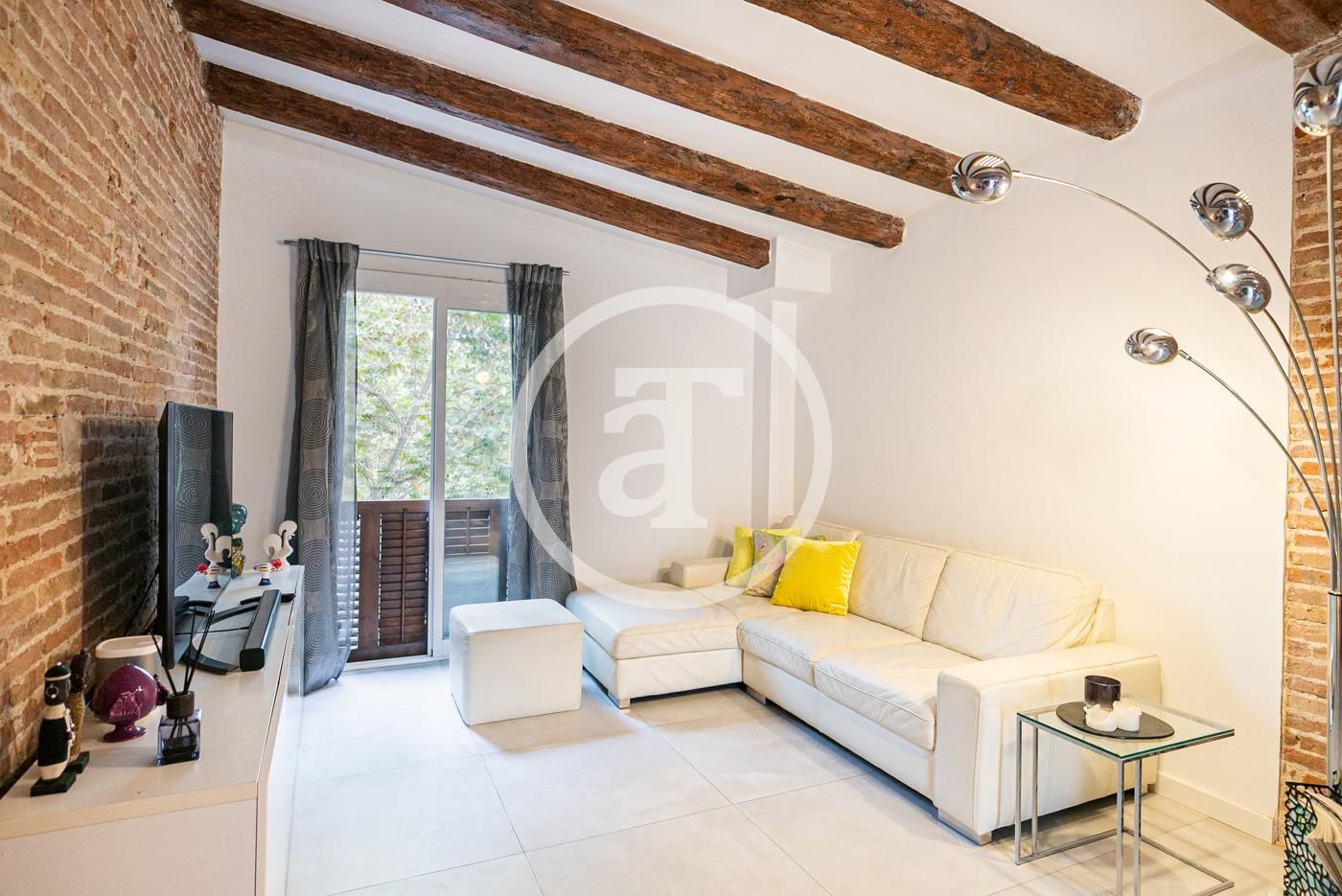 Sala d'estar de Pis de lloguer en  Barcelona Capital amb Aire condicionat, Calefacció i Moblat