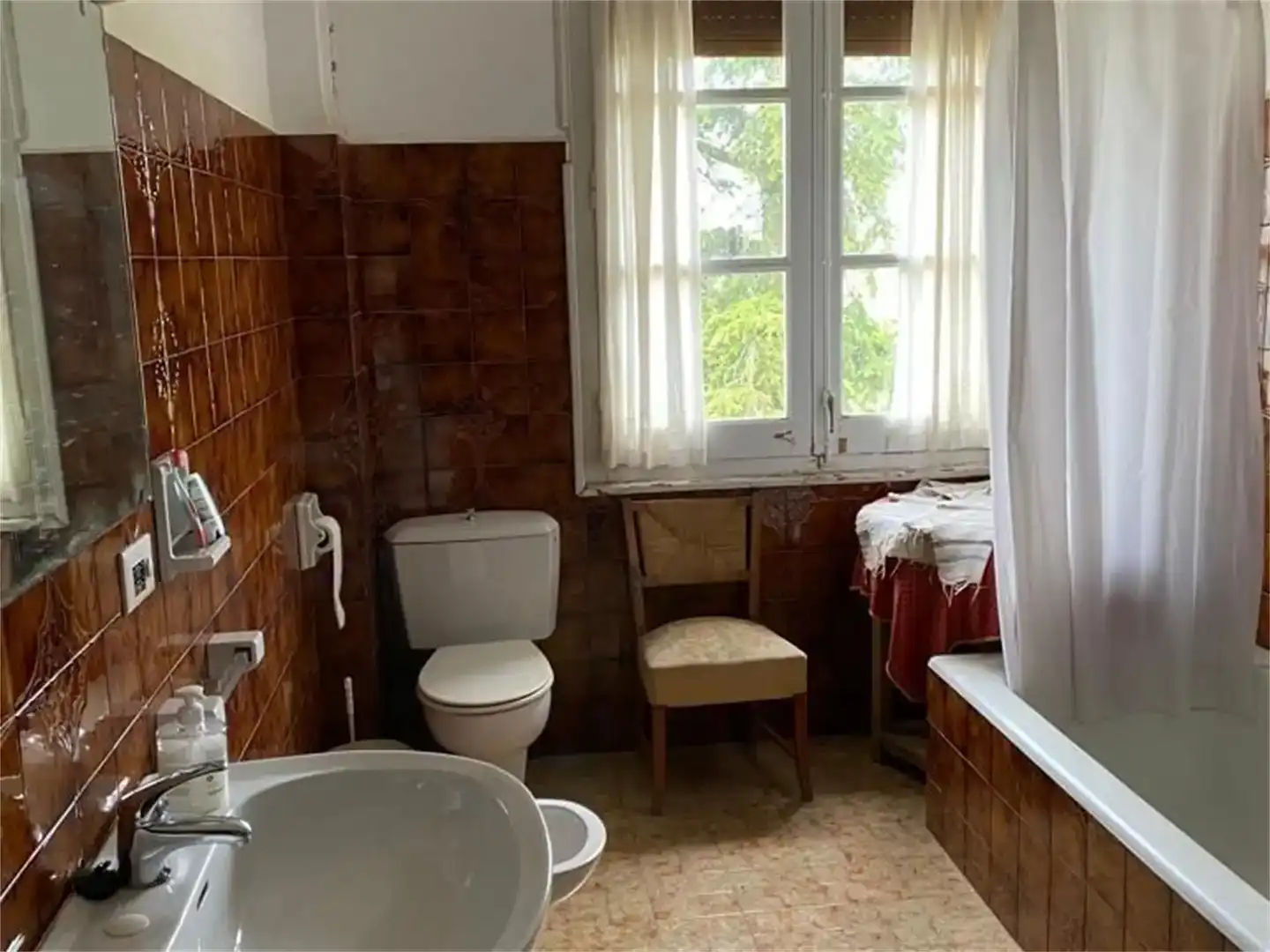 Bany de Pis en venda en Binéfar amb Jardí privat, Traster i Piscina