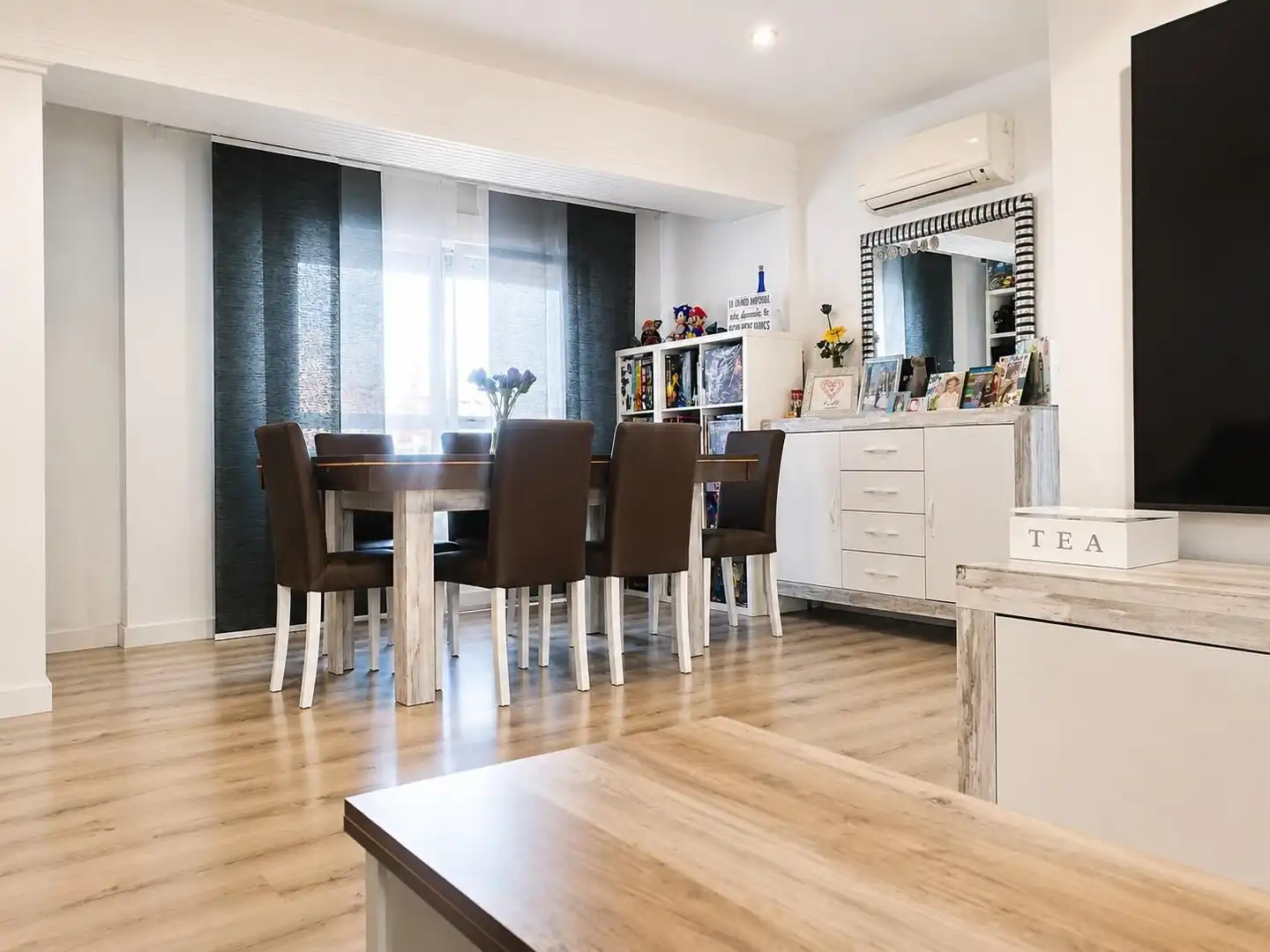 Dining room of Flat for sale in Valencia  with Air Conditioner and Heating
