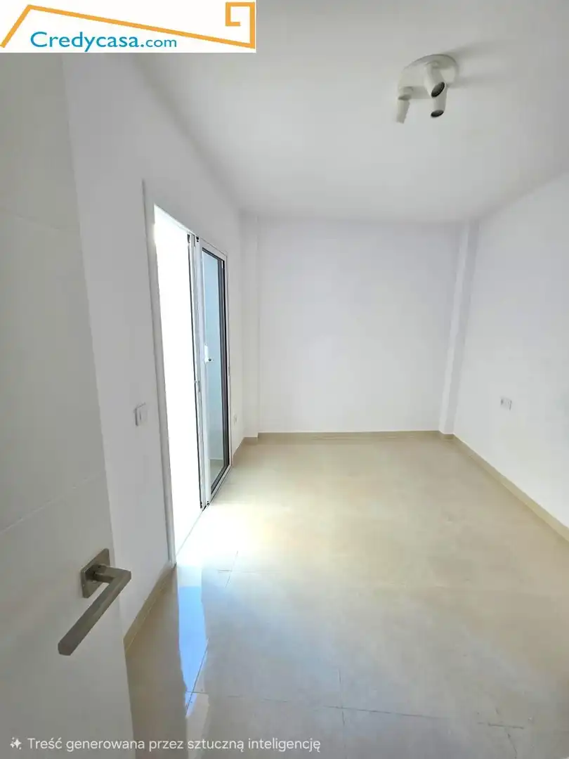 Flat with terrace for sale in Casco Urbano, imagen 6
