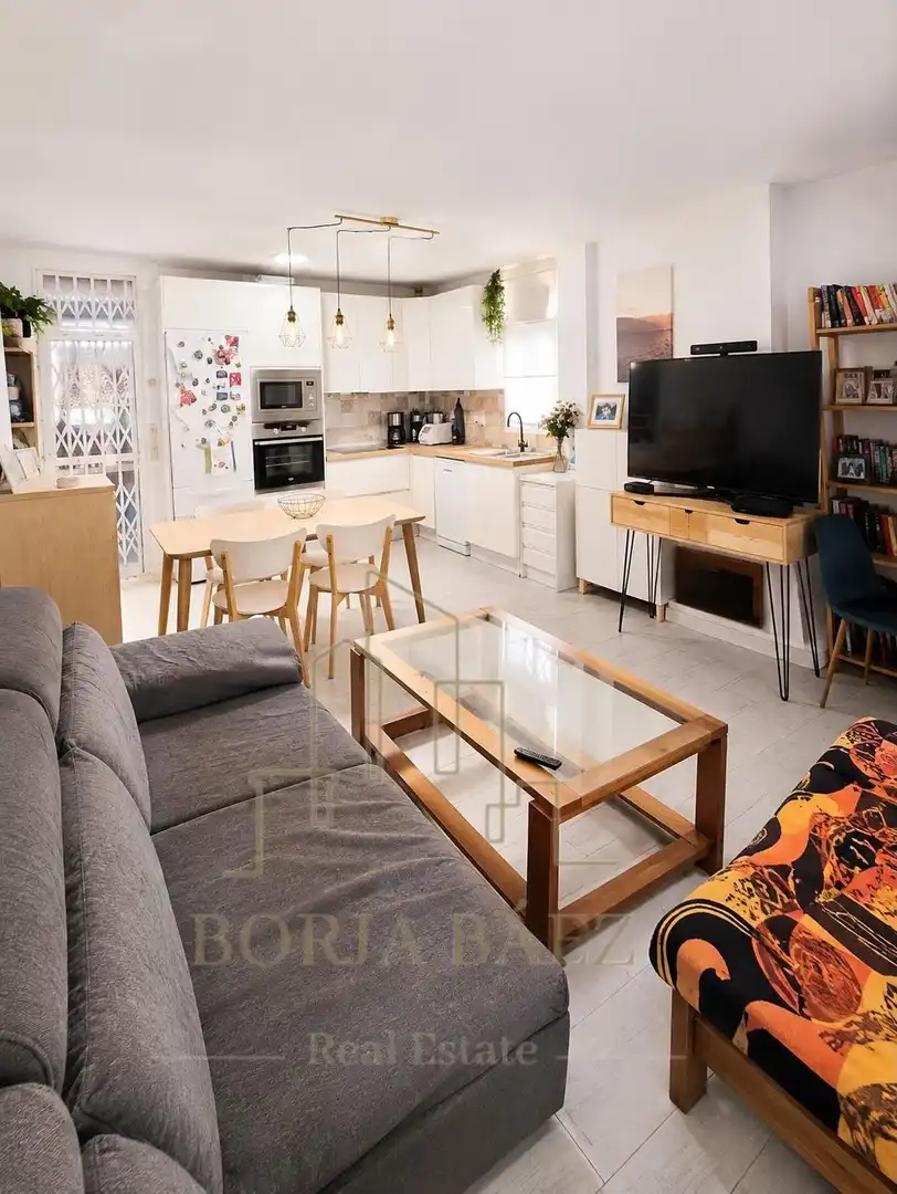 Sala d'estar de Casa adosada en venda en Vélez-Málaga