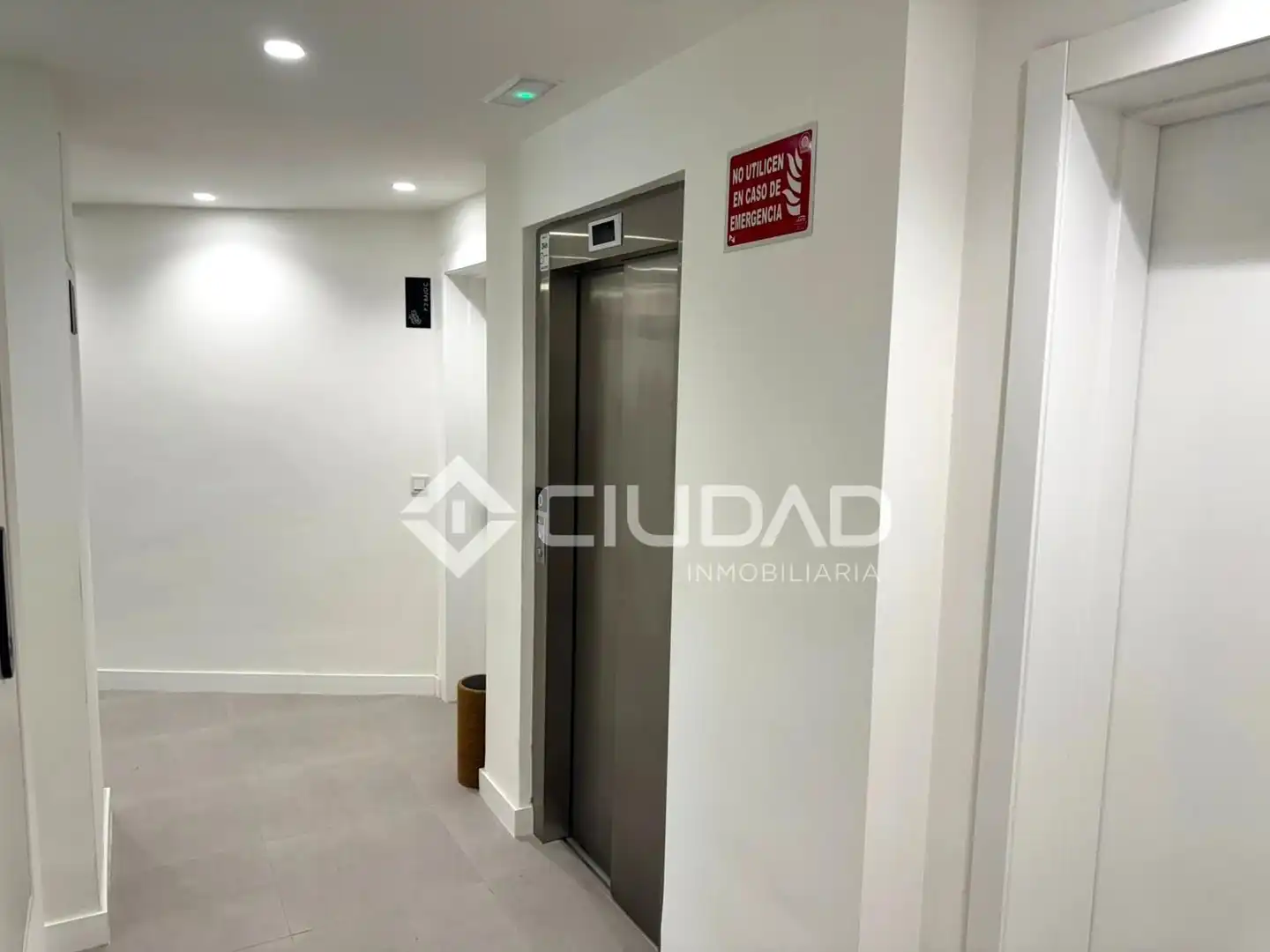 Piso en venta en Sanlúcar de Barrameda con Jardín privado, Terraza y Trastero