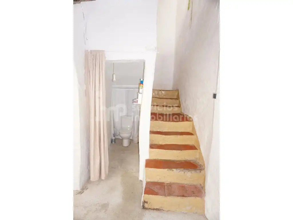 Casa adosada en venta en Benamocarra con Jardín privado, Terraza y Amueblado