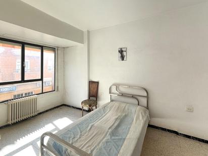 Schlafzimmer von Wohnung zum verkauf in Utiel mit Balkon