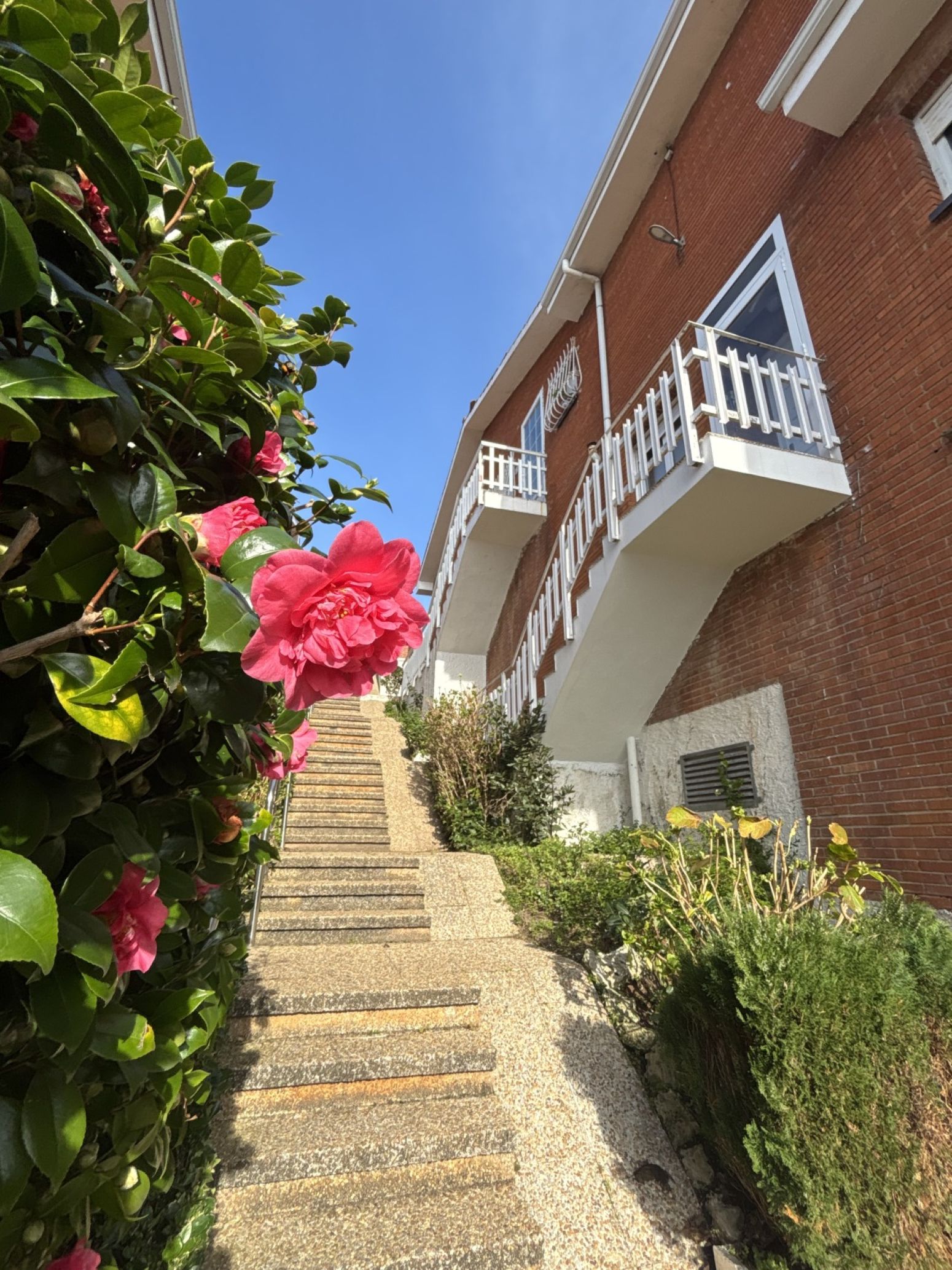 Garten von Einfamilien-Reihenhaus zum Verkauf in Gozón mit Heizung, Privatgarten und Parkett