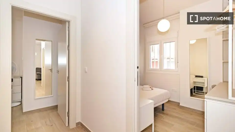 Piso de alquiler en Valencia con Aire acondicionado, Calefacción y Amueblado