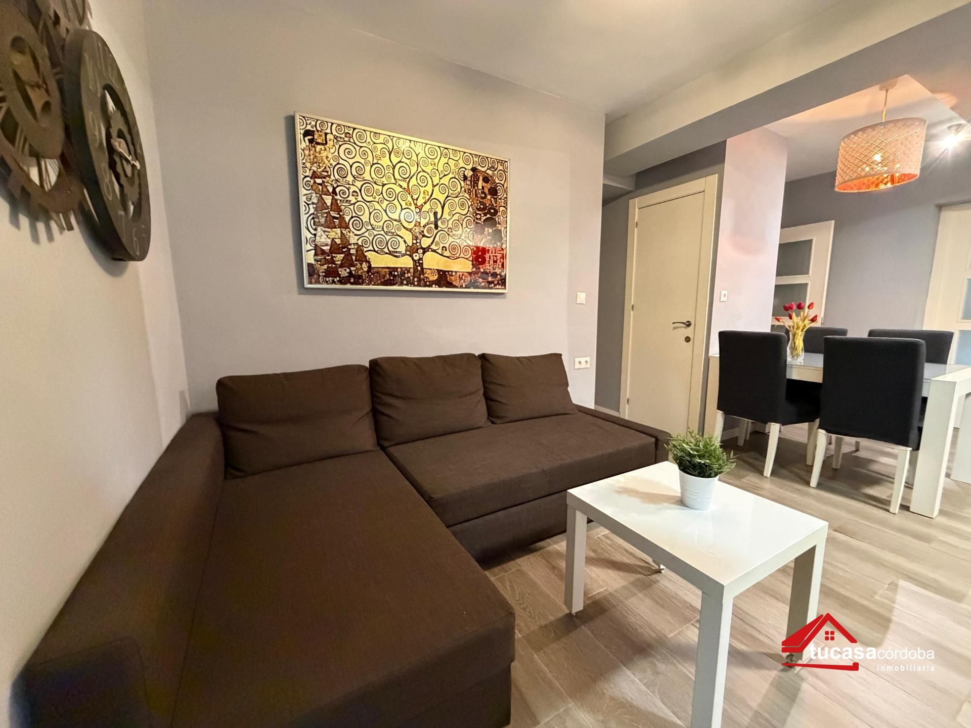 Sala d'estar de Pis en venda en  Córdoba Capital amb Aire condicionat, Traster i Moblat