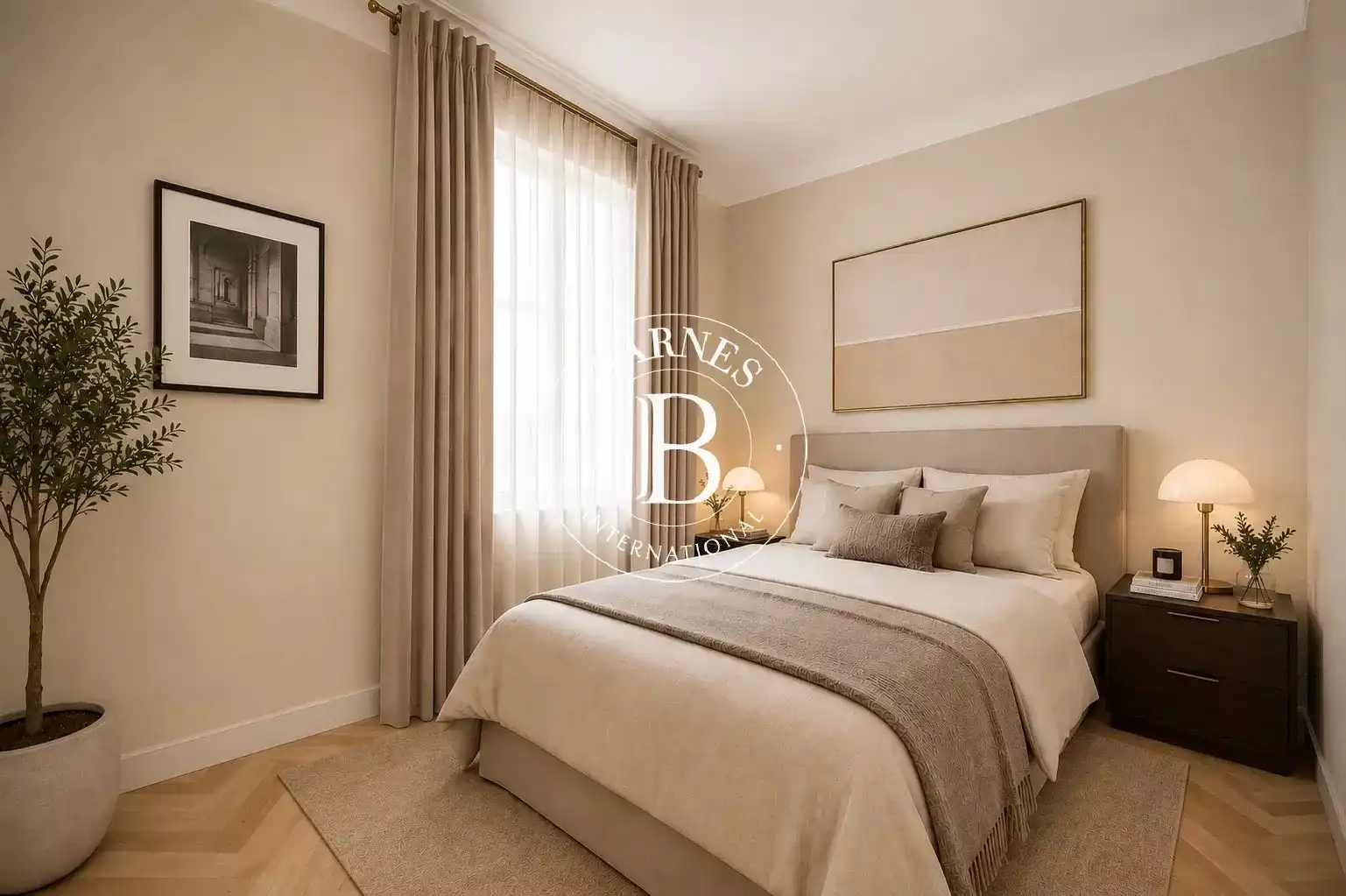 Habitación de Piso en venta en Madrid con Calefacción y Balcón