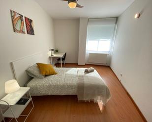 Bedroom of Flat to share in Majadahonda  with Heating, Private garden and Swimming Pool